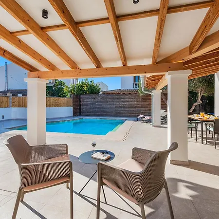 Evas Villa *
